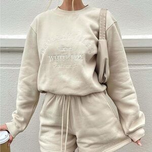 Beige White Fox Botique Sweatshirt Crewneck oversized relaxed fit small women’s